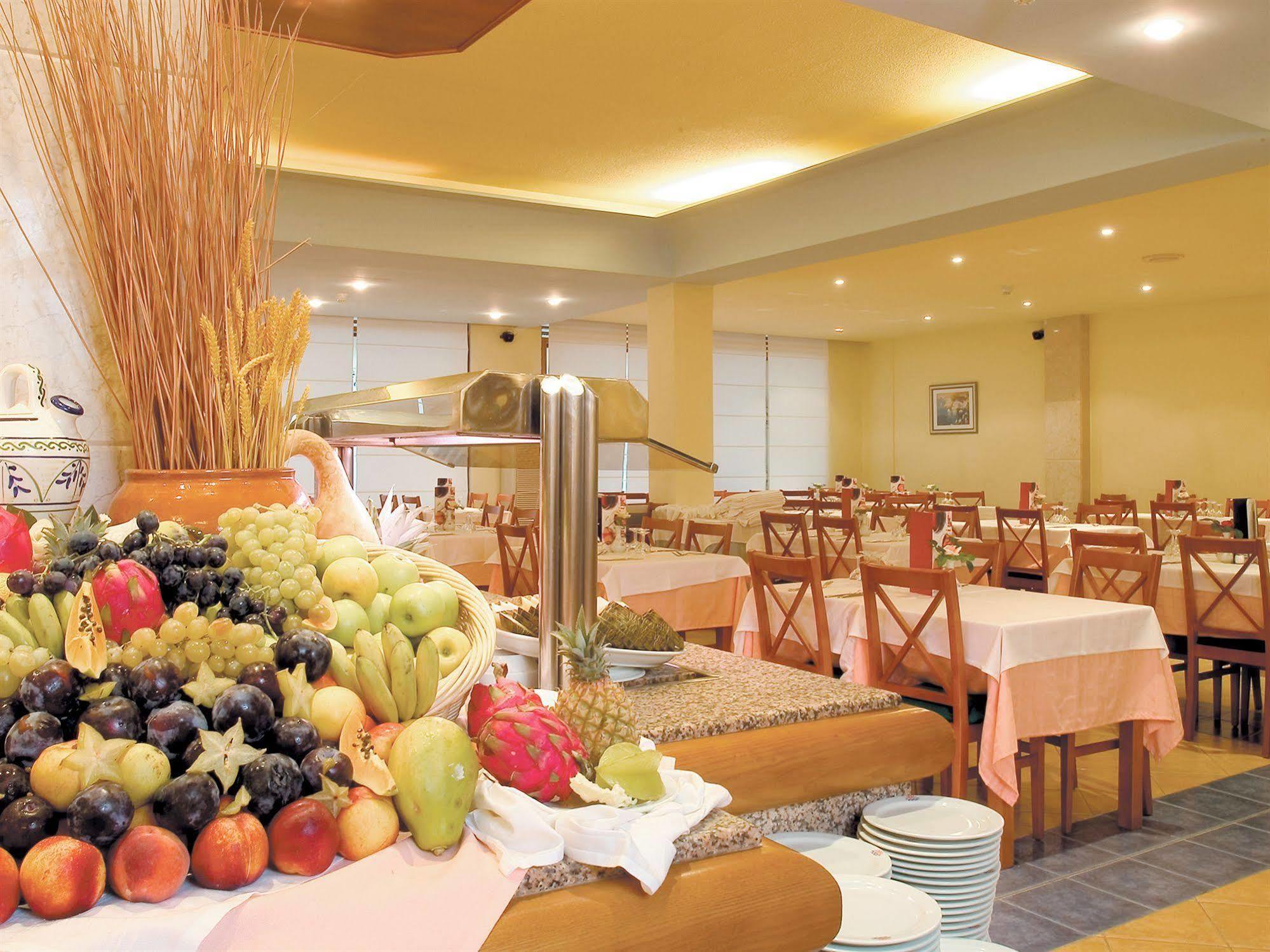 Bellevue Belsana Hotel Puerto Colom Ngoại thất bức ảnh